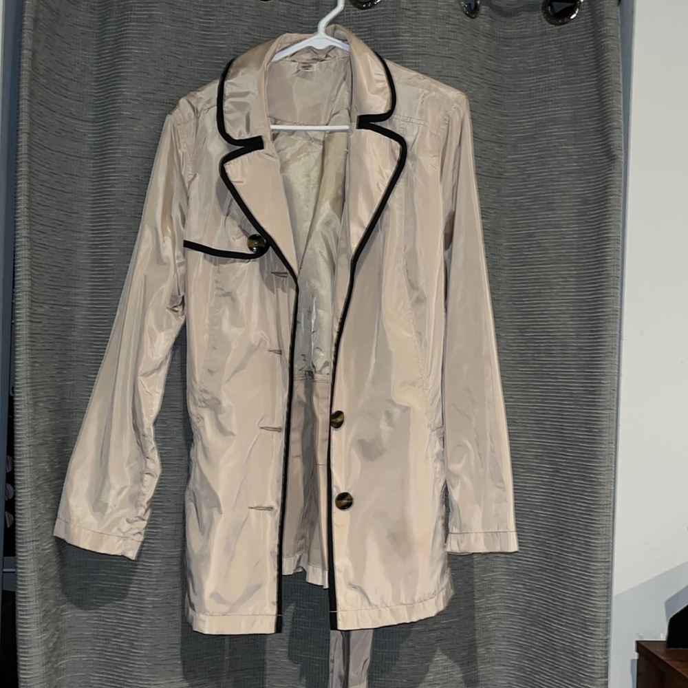 Jockey Size Large Light Wind breaker/Rain Jacket with removable belt